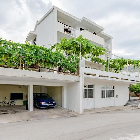 Apartments Flor De Lis Подстрана Екстер'єр фото